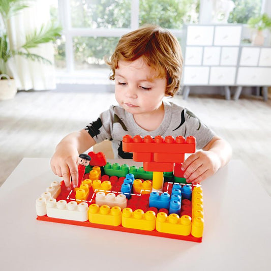 Hape - Count and Play Tow Truck - STEM