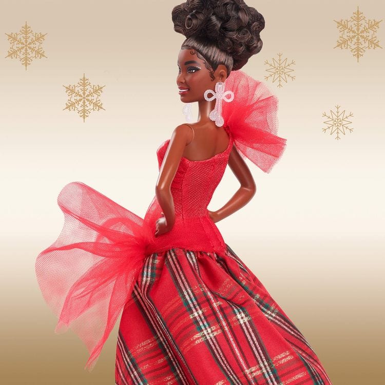 Barbie - 2024 Barbie Holiday Doll - Black Hair - World of Barbie
