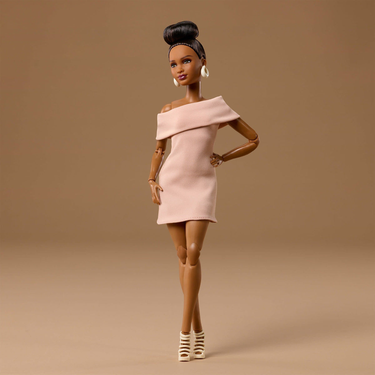 Barbie - Barbie Basics 2026 Neutrals Series, Model 08 - World of Barbie