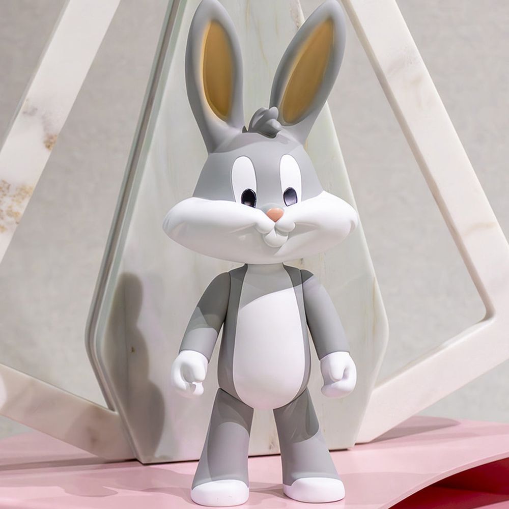 Leblon Delienne - Bugs Bunny 13" Super Pop Figurine - Collectibles