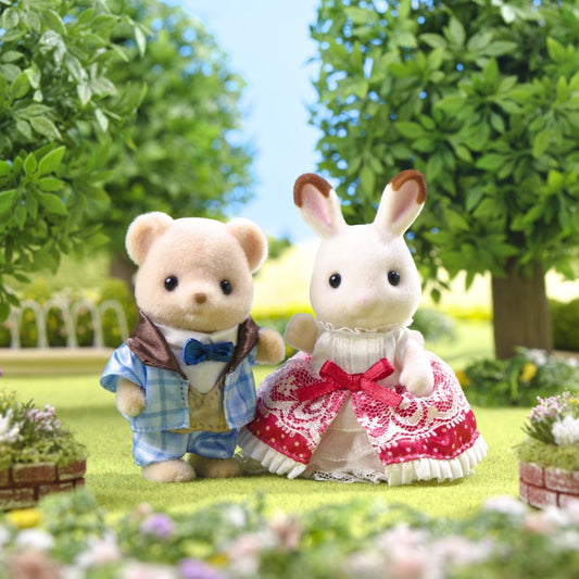 Calico Critters - Calico Critters Anniversary Friends Set - Freya & Theo Collectible Doll Figures - Collectibles