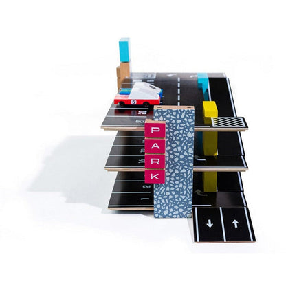 Candylab - Magnetic Parking Garage - Vehicles