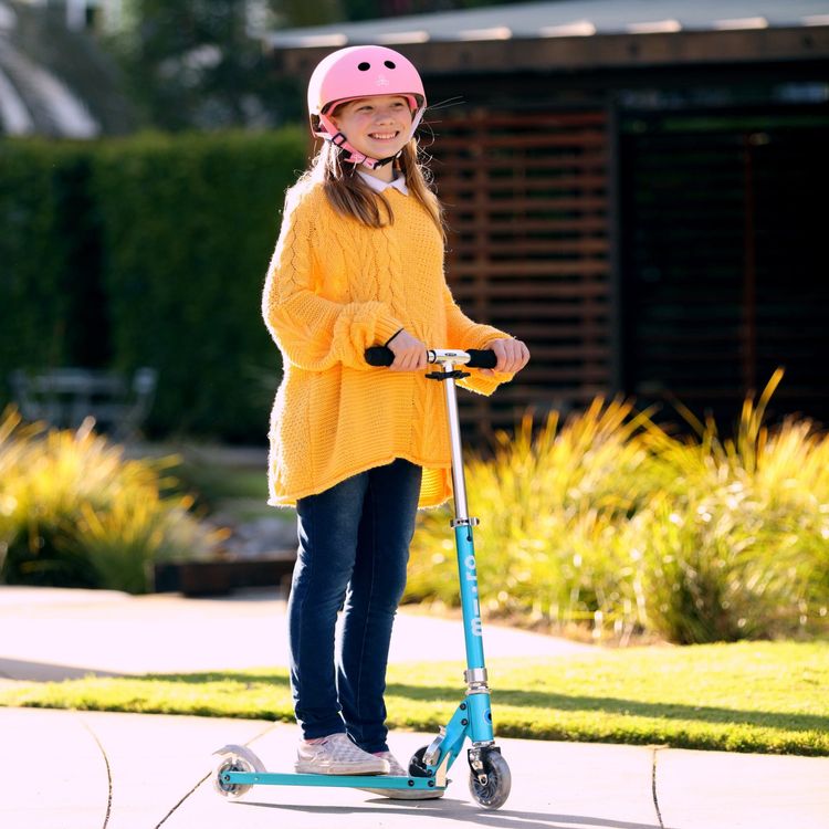 Micro Kickboard - Micro Sprite LED Scooter - Ocean Blue - Outdoor