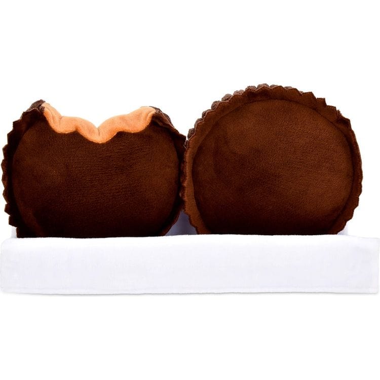 iscream - Reese's Playful Peanut Butter Pillow Pack - FAO Schweetz
