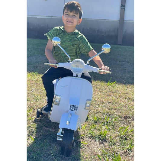 Best Ride on Cars - Vespa Scooter 12V White - Outdoor