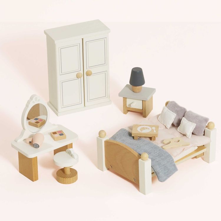 Le Toy Van - Wooden Dollhouse Bedroom Furniture Set - 19 Pieces - Dolls