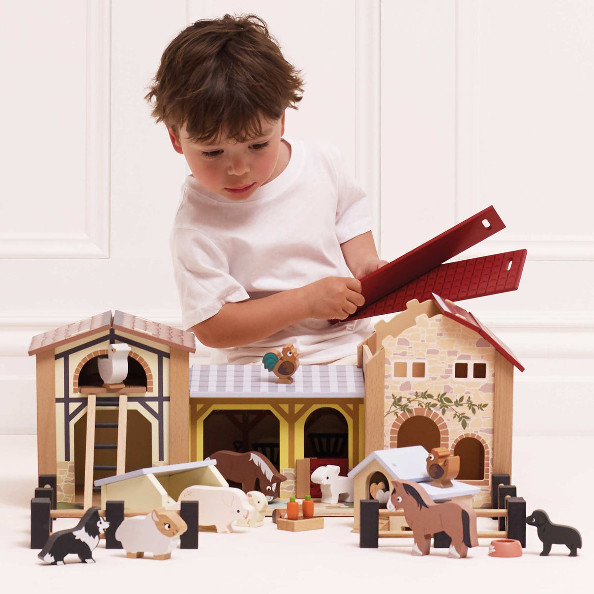 Le Toy Van - Wooden Farmyard Stables - Preschool
