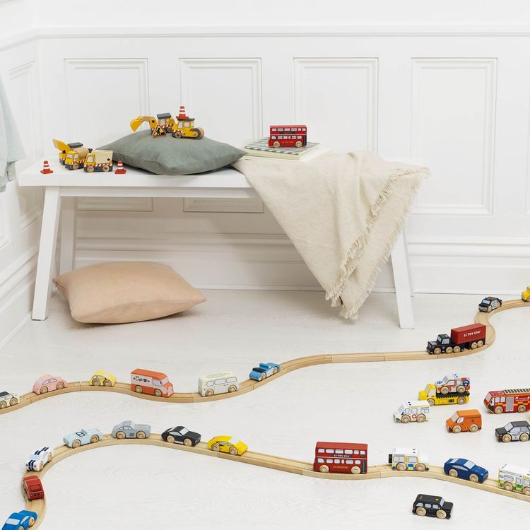 Le Toy Van - Wooden Set of 7 Emergency Vehicles - Preschool